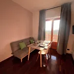Alojamento de Acomodação e Pequeno-almoço Casa Alba Blu Dogliani