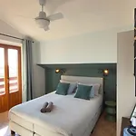 Casa Alba Blu B&B 돌리아니