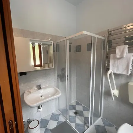 Casa Alba Blu לינה וארוחת בוקר דוליאני