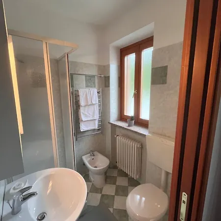 Casa Alba Blu לינה וארוחת בוקר דוליאני