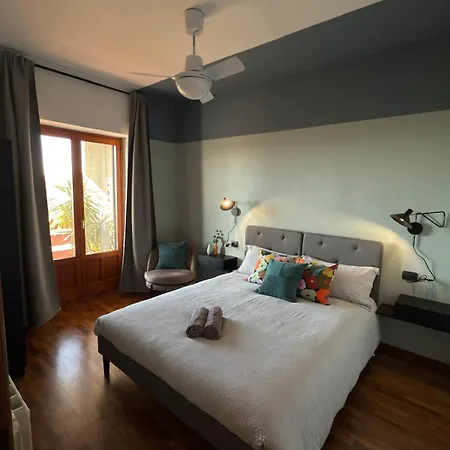 Casa Alba Blu Bed & Breakfast Dogliani