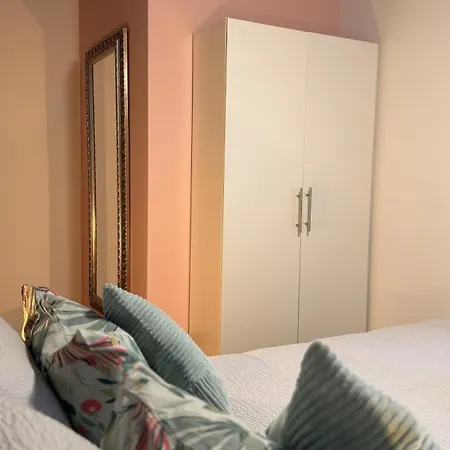 Casa Alba Blu Bed & Breakfast Dogliani